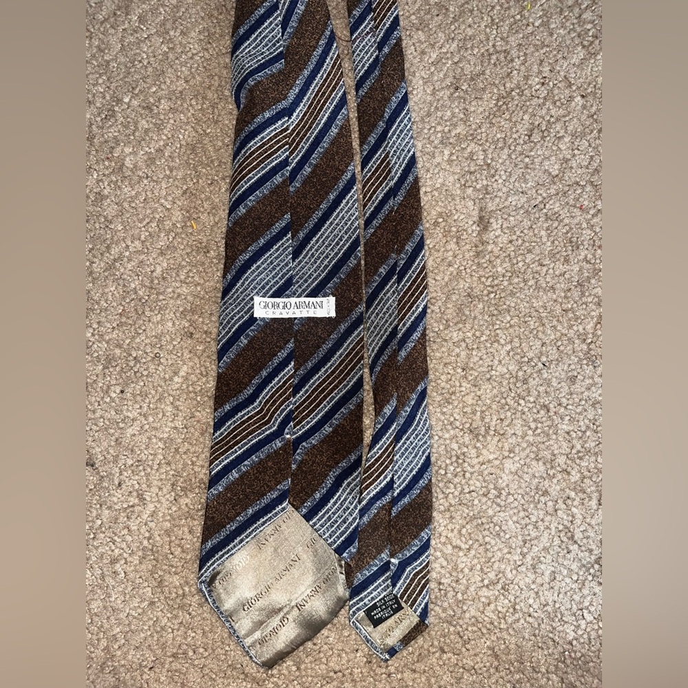 Authentic Giorgio Armani Cravette Men’s Striped Brown and Blue Tie